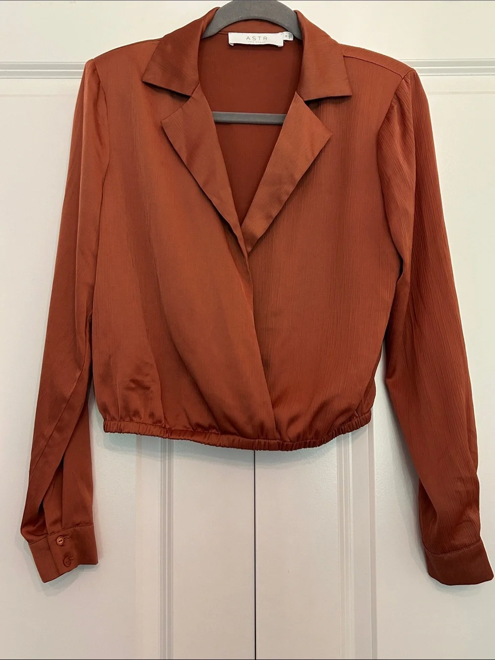 Astr The Label Rust Blouse